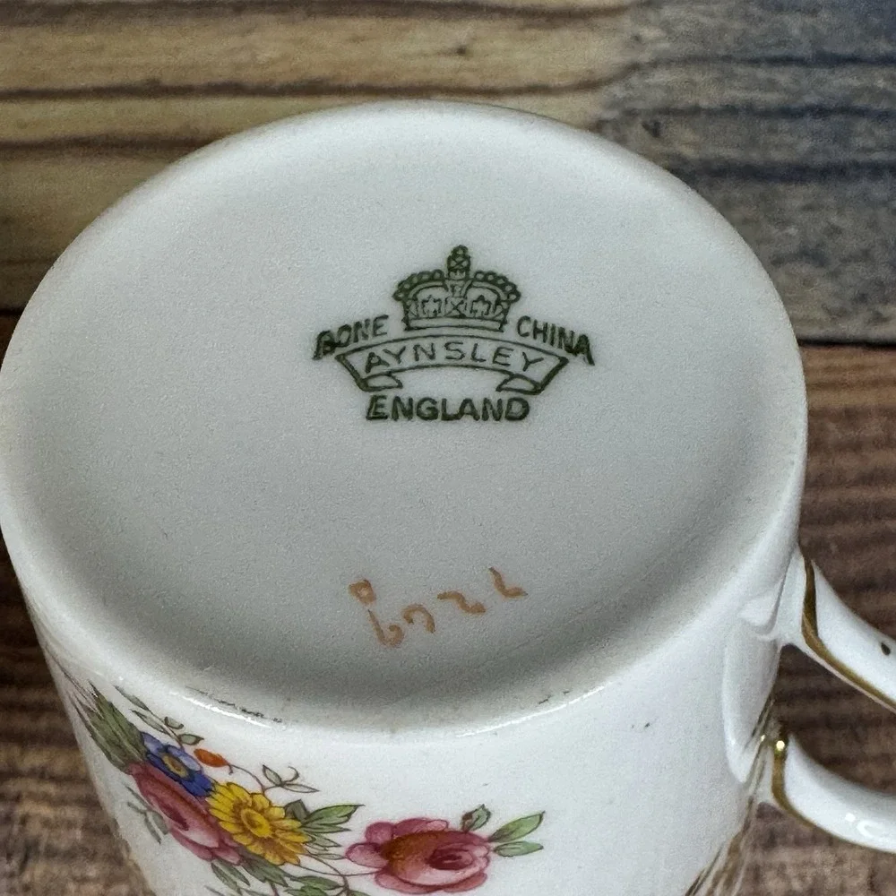 Aynsley vtg demitasse